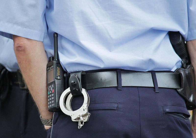 Polizia Foto di Anja da Pixabay