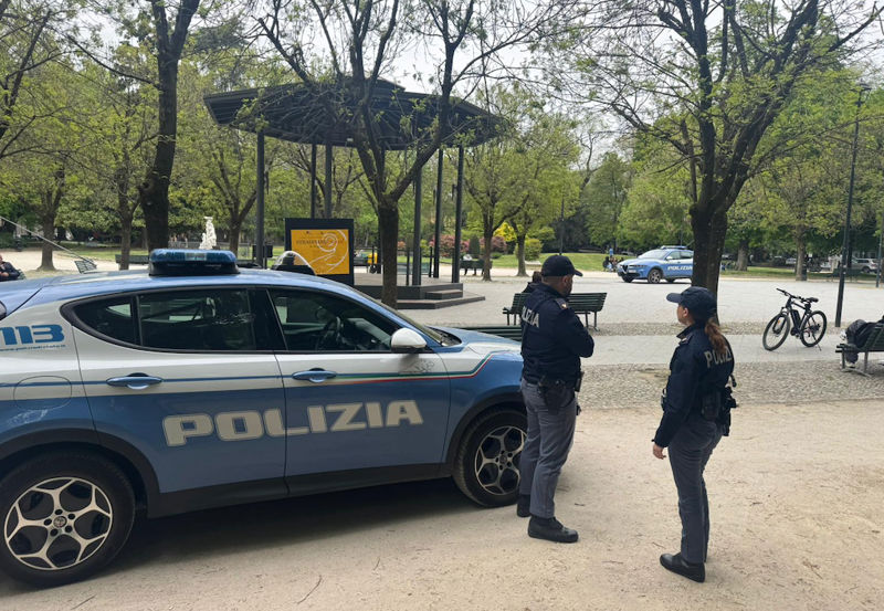 Polizia di Cremona ai giardini pubblici