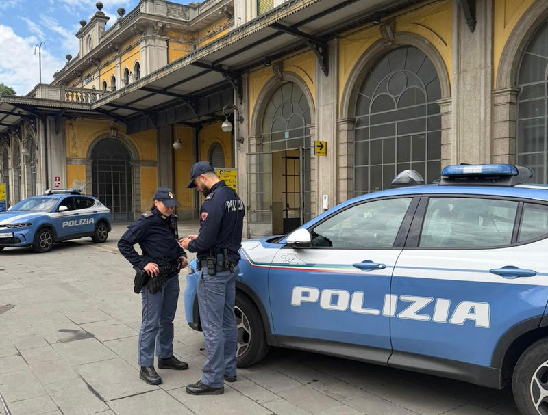 Polizia in stazione